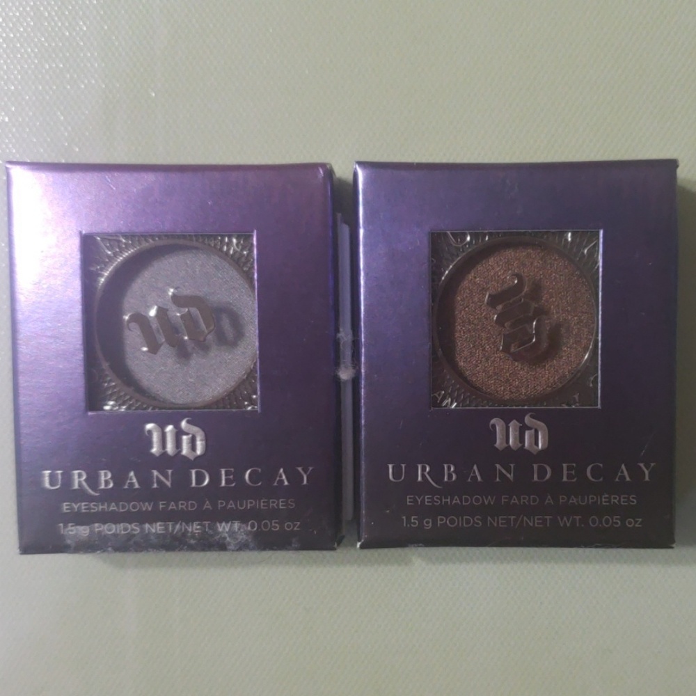 6 Urban Decay Eyeshadows - Picture 3 of 5